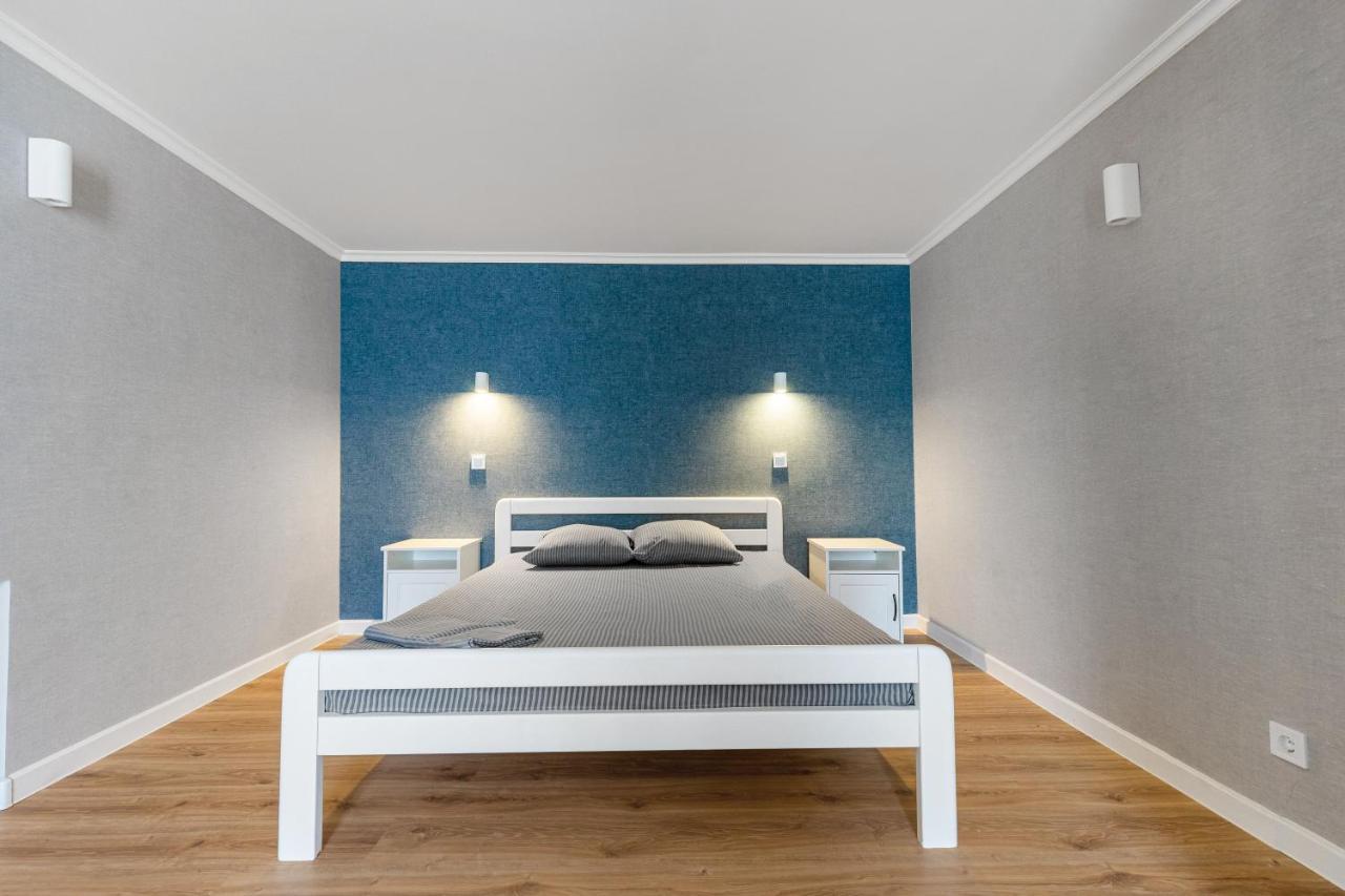 18 Deribasivska Street Jacuzzi Apartment 오데사 외부 사진